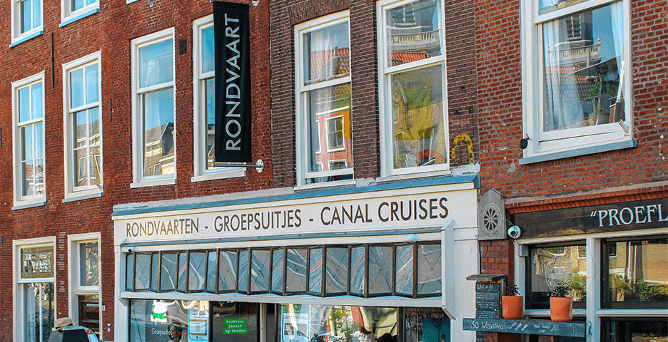 Canal cruises in Leiden